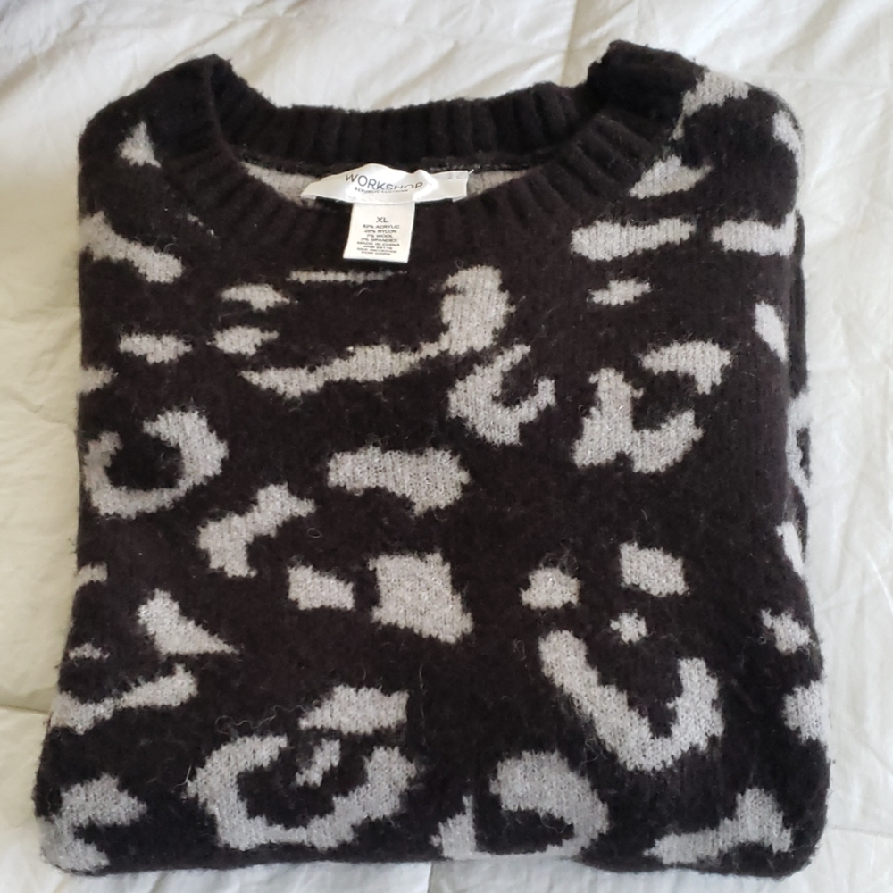 Black and grey leopard sweater